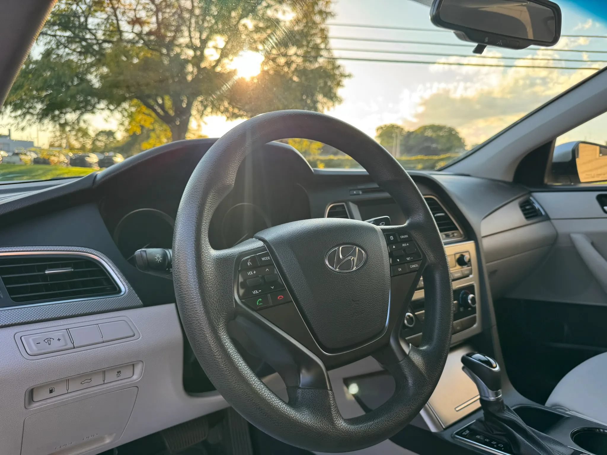 Used 2017 Hyundai Sonata SE w/ Winter Weather Package FWD image 19