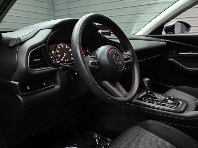 Used 2021 MAZDA CX-30 FWD 2.5 S image 11