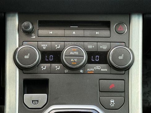 Used 2013 Land Rover Range Rover Evoque Pure Plus AWD/4WD image 25