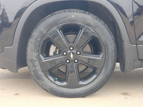 Used 2019 Chevrolet Trax Premier w/ Midnight Edition image 14