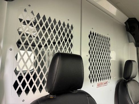 Used 2020 Ford Transit 250 Medium Roof RWD image 35
