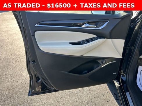 Used 2021 Buick Enclave Essence w/ Sport Touring Edition image 12