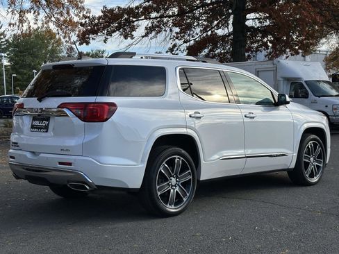 Used 2017 GMC Acadia Denali w/ Technology Package image 4