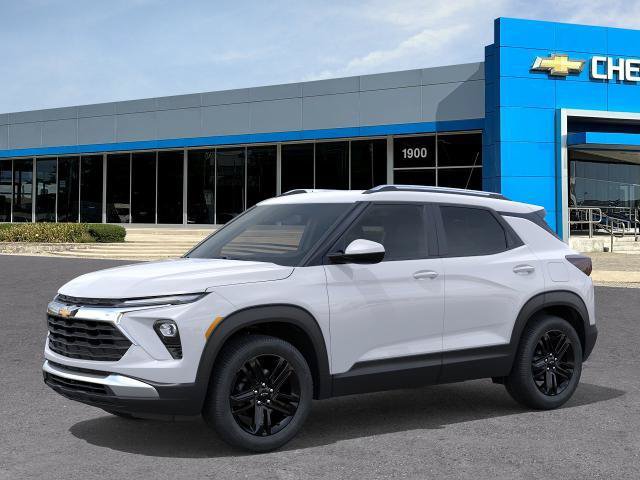 New 2026 Chevrolet TrailBlazer LT w/ Midnight Edition AWD/4WD image 2