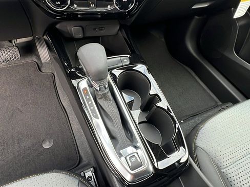 New 2026 Chevrolet Trax LT w/ LT Convenience Package image 26