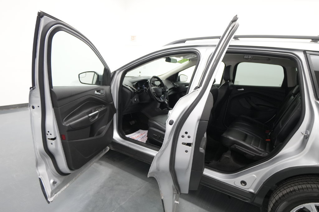 Used 2018 Ford Escape SEL AWD/4WD image 18