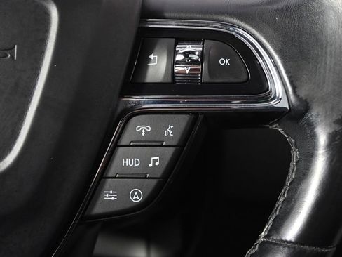 Used 2022 Lincoln Navigator Reserve image 36