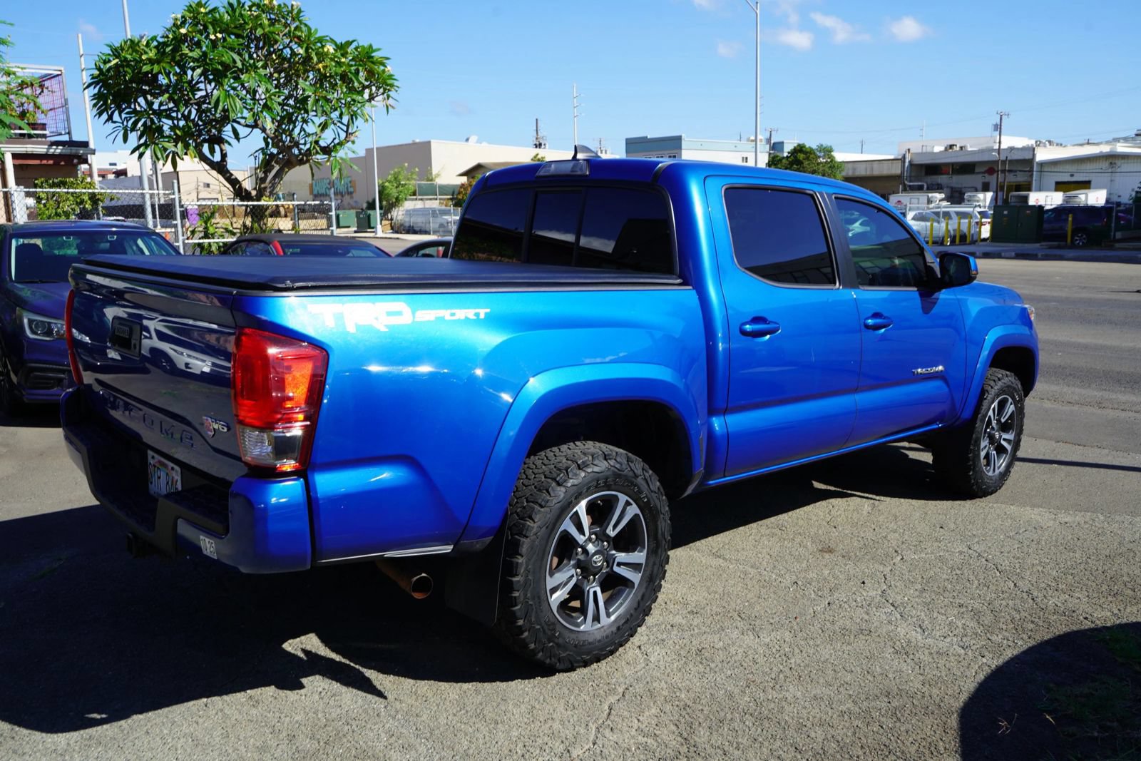 Used 2016 Toyota Tacoma TRD Off-Road RWD image 26