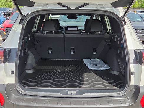 New 2026 Subaru Outback Limited XT image 4