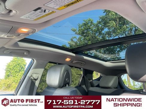 Used 2018 Hyundai Santa Fe Sport w/ 2.0T Ultimate Tech Package 05 AWD/4WD image 9