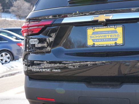 Used 2023 Chevrolet Traverse LS w/ Safety Package image 11