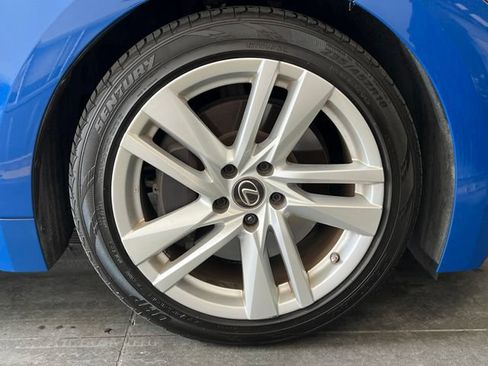 Used 2021 Lexus IS 300 w/ Comfort Package RWD image 12