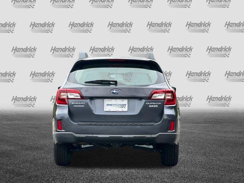 Used 2017 Subaru Outback 2.5i AWD/4WD image 6