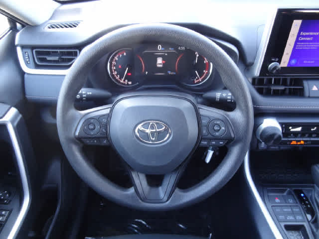 Used 2025 Toyota RAV4 LE AWD/4WD image 11