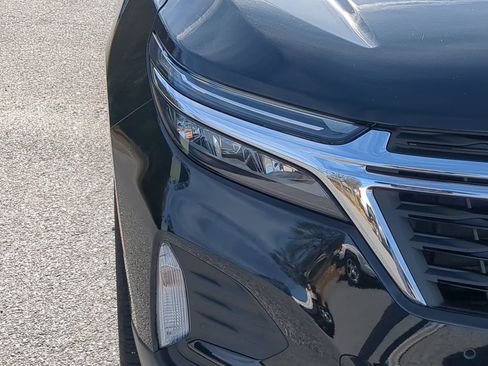 Used 2023 Chevrolet Equinox LT image 8