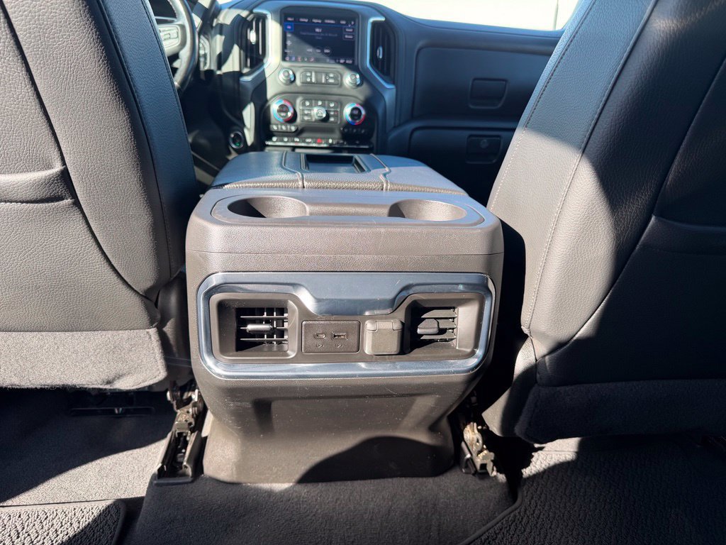 Used 2022 GMC Sierra 3500 Denali w/ Denali Ultimate Package AWD/4WD image 23