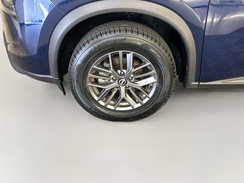 Used 2026 Nissan Rogue SV AWD/4WD image 11