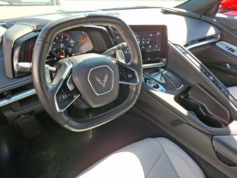 Used 2021 Chevrolet Corvette Stingray Coupe w/ Z51 Performance Package RWD image 12