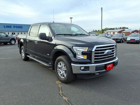 Used 2015 Ford F150 XLT w/ Equipment Group 302A Luxury image 8
