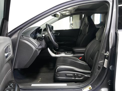 Used 2018 Acura TLX w/ Technology Package FWD image 29