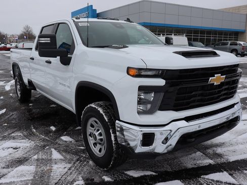 New 2026 Chevrolet Silverado 2500 W/T image 2