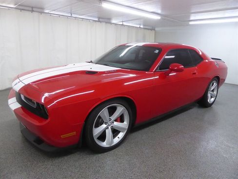Used 2009 Dodge Challenger SRT8 w/ SRT Option Group II image 3