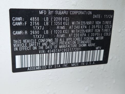 Used 2025 Subaru Outback Premium image 38