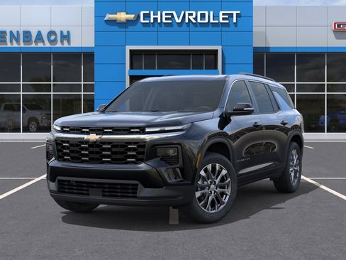 New 2026 Chevrolet Traverse LT w/ Sun and Wheel Package FWD image 6