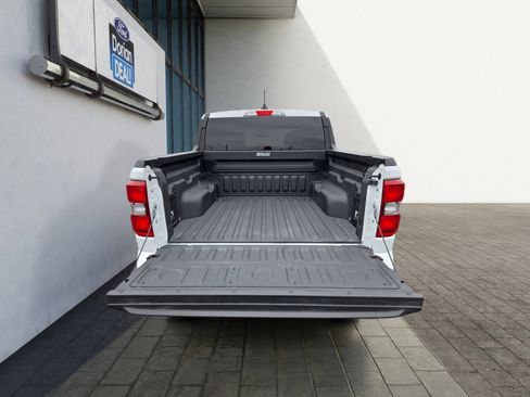 Certified 2025 Ford Maverick Lobo image 25