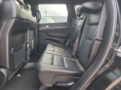 Used 2021 Jeep Grand Cherokee Limited w/ Luxury Group II RWD image 11