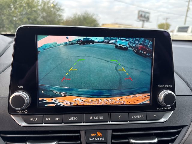 Used 2025 Nissan Altima 2.5 SV FWD image 20