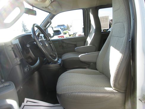 Used 2023 Chevrolet Express 3500 LS image 12