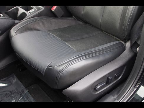 Used 2022 Nissan Rogue Sport SL w/ Premium Package image 19