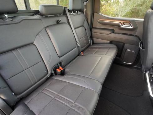 Used 2024 Chevrolet Silverado 1500 High Country w/ Midnight Edition image 27