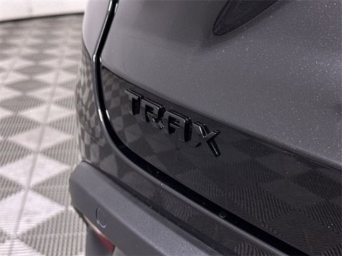 New 2026 Chevrolet Trax RS w/ Driver Confidence Package image 32