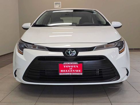 Certified 2024 Toyota Corolla LE FWD image 6