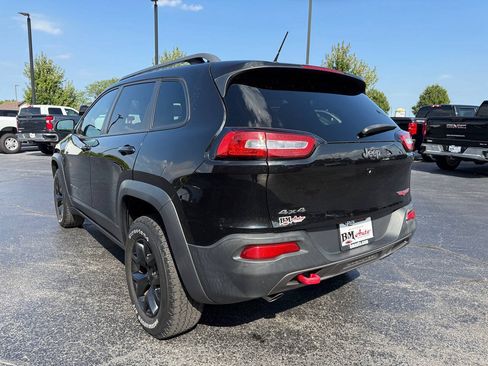 Used 2015 Jeep Cherokee Trailhawk w/ Comfort/Convenience Group AWD/4WD image 5