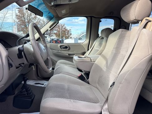 Used 2002 Ford F150 Lariat image 18