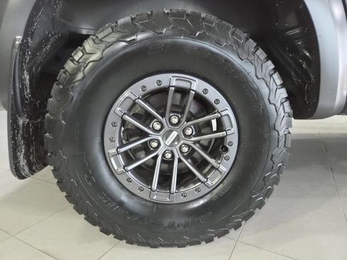 Used 2020 Ford F150 Raptor w/ Equipment Group 802A Luxury AWD/4WD image 12