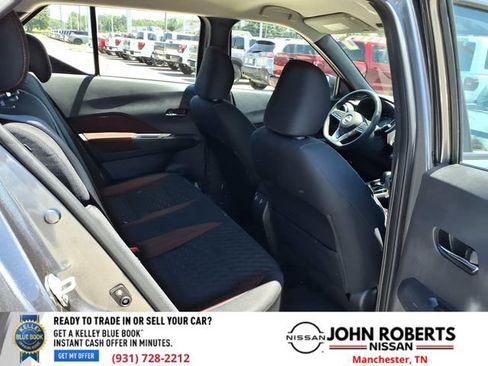 Used 2023 Nissan Kicks SR FWD image 17