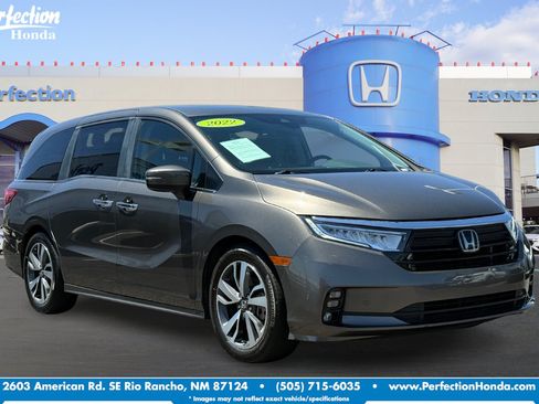 Used 2022 Honda Odyssey Touring image 1