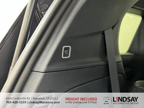 New 2026 Chrysler Pacifica Select image 9