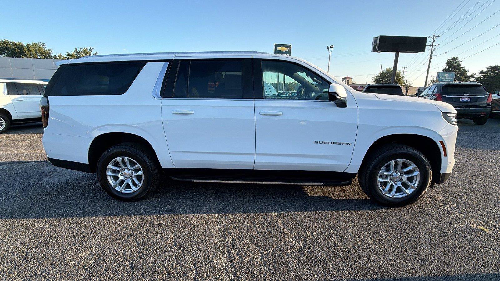 New 2026 Chevrolet Suburban LS RWD image 4