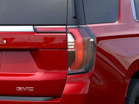 New 2026 GMC Yukon Denali w/ Sun & Power Step Package image 11
