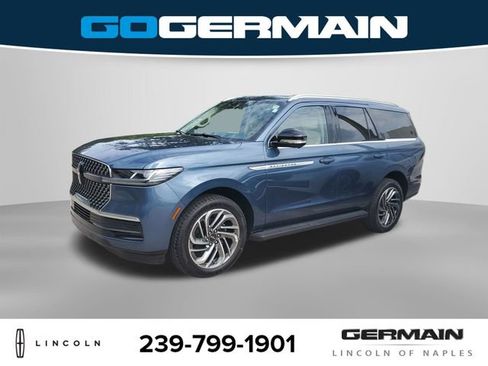 New 2027 Lincoln Navigator Premiere RWD image 11