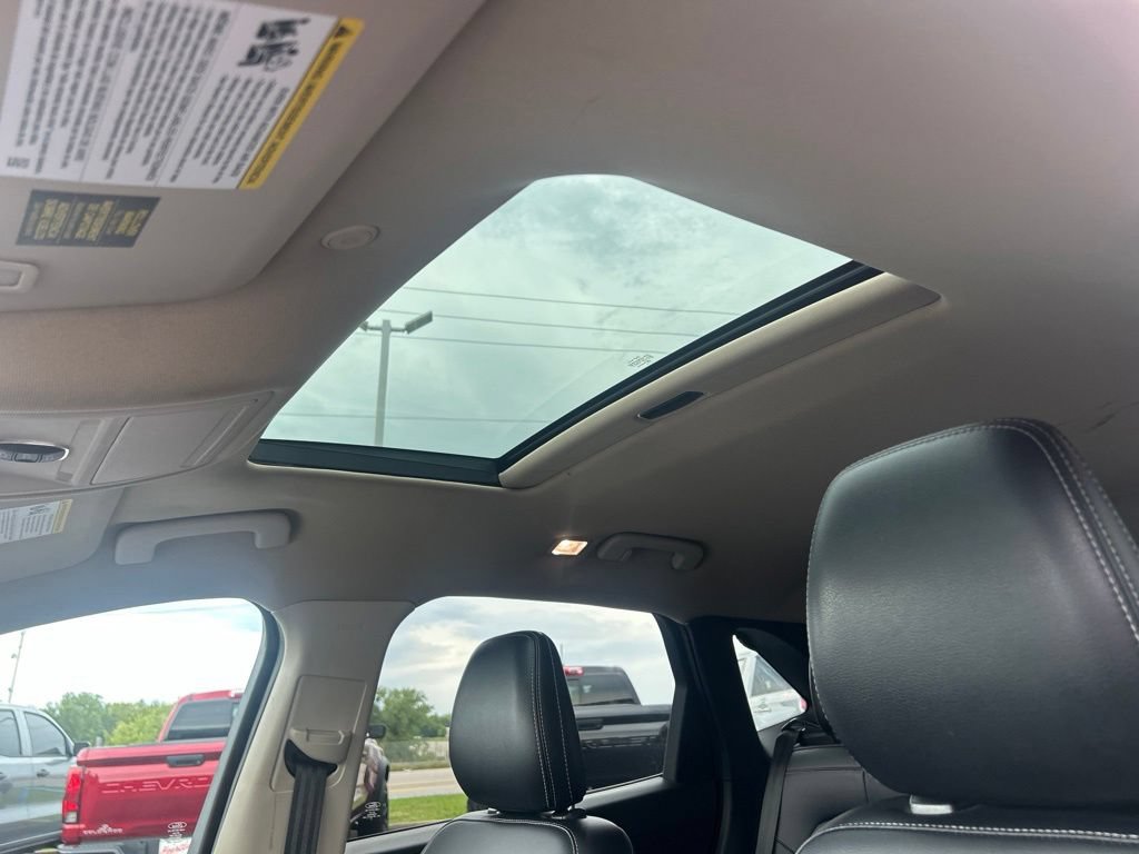 Used 2020 Ford Escape SEL FWD image 20