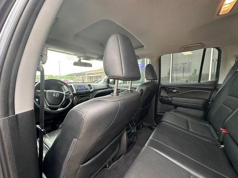 Used 2019 Honda Ridgeline RTL image 11