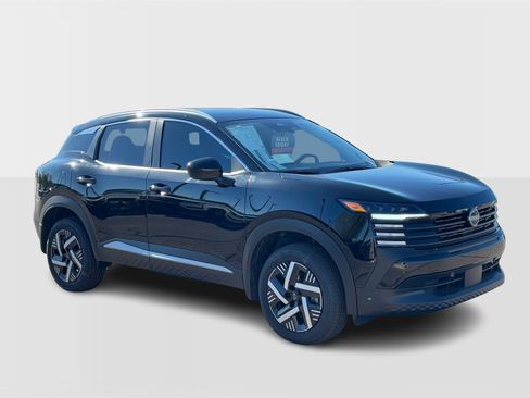 New 2026 Nissan Kicks SV image 9