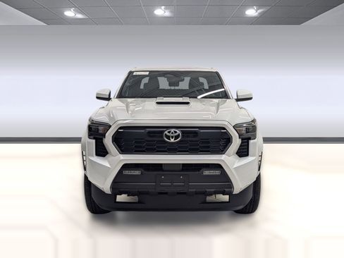 New 2025 Toyota Tacoma SR image 5