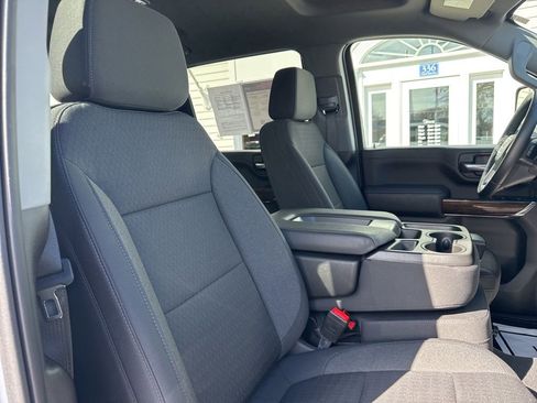 Used 2023 GMC Sierra 2500 SLE image 43